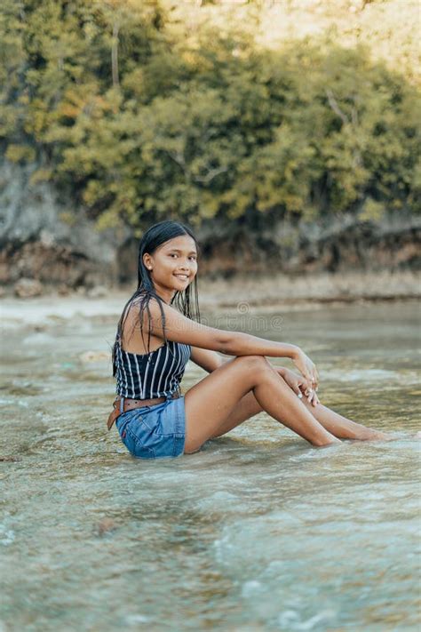 pinay teen s x|nude beach .